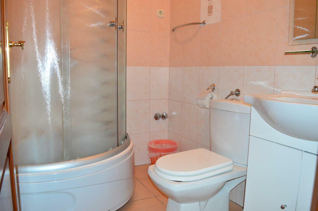 Apartmani Macak II Novalja Exterior foto