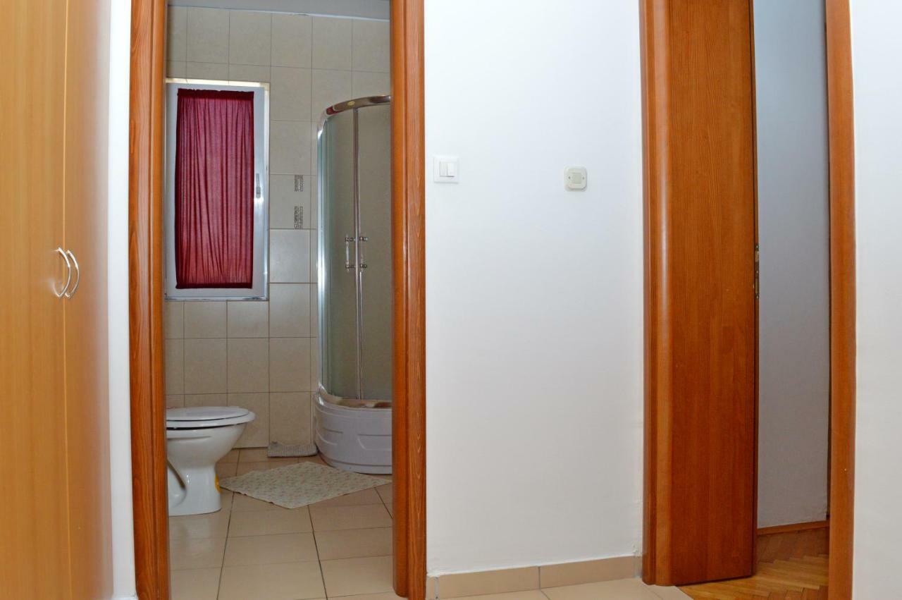Apartmani Macak II Novalja Exterior foto