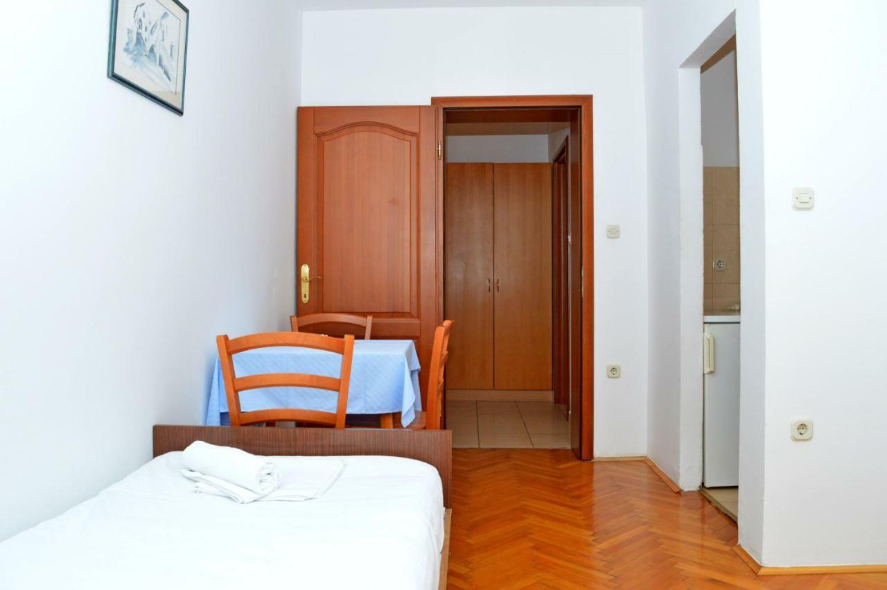 Apartmani Macak II Novalja Exterior foto