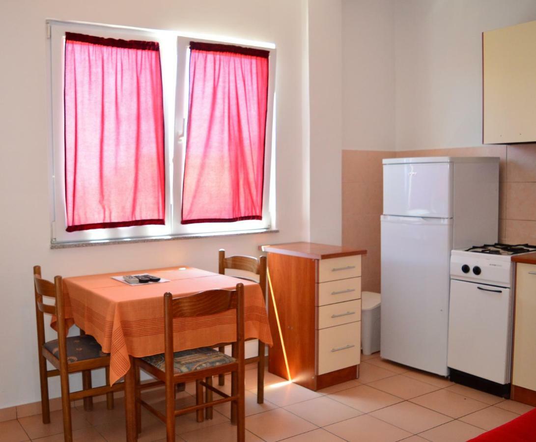 Apartmani Macak II Novalja Exterior foto